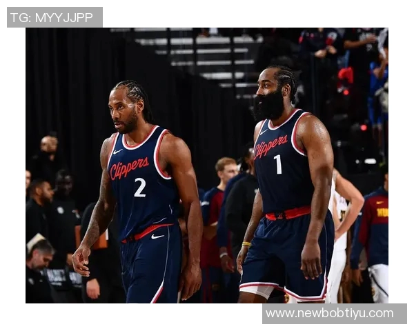 小琼斯与哈登小卡祖巴茨联手展现惊人净效率值得首发机会 小琼斯与哈登小卡祖巴茨联手展现惊人净效率值得首发机会