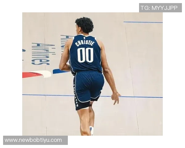 格莱姆斯状态低迷却依然贡献全面数据13投5中收获12分5篮板6助攻 格莱姆斯状态低迷却依然贡献全面数据13投5中收获12分5篮板6助攻